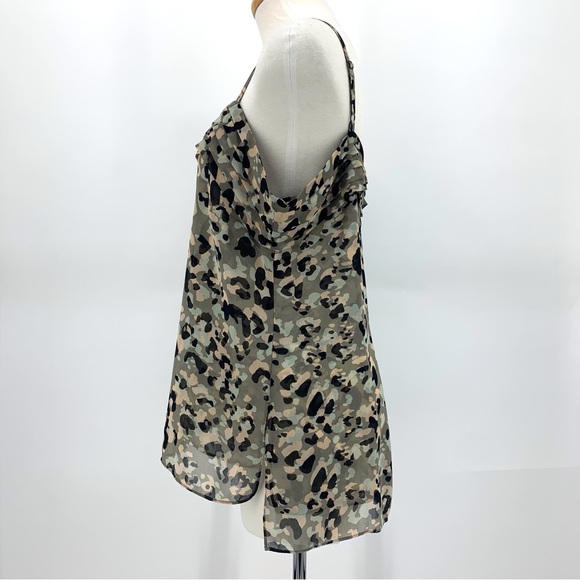 Cabi Tiered Top # 5360, Camo Print Off-the-Shoulder Layered Tank Top, Small - Picture 6 of 17